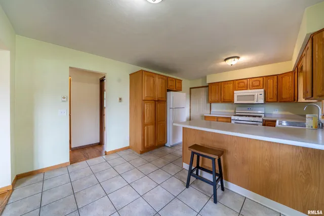 $159,900 | 105 East 9th Street, Delavan, IL 61734