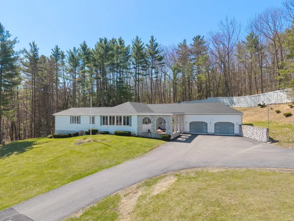 $699,000 | 5 Trix Lane, Biddeford, ME 04005