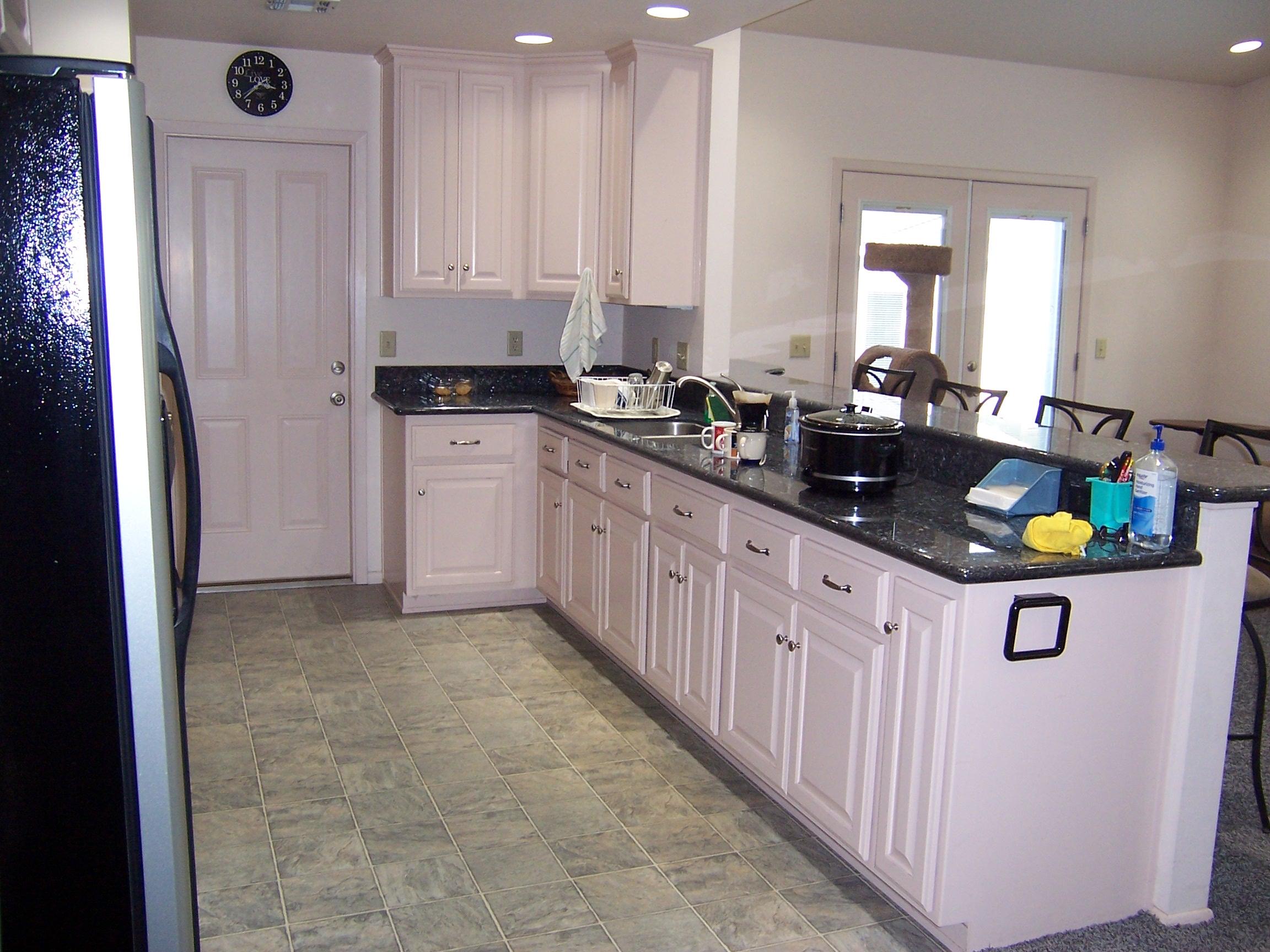 3372 Freeland Road Central Point, OR 97502 - Photo 17 of 37 Kitchen