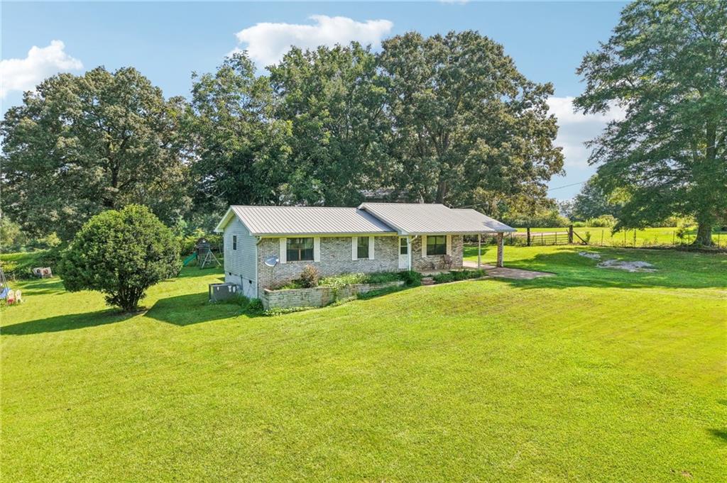 911 Grant Town Road Munford, AL 36268 - Photo 22 of 51 Gallery Image 22