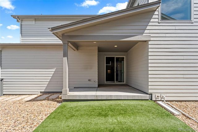 a view of a house with a garage