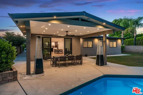 $1,395,000 | 17150 Vintage Street, Northridge, CA 91325