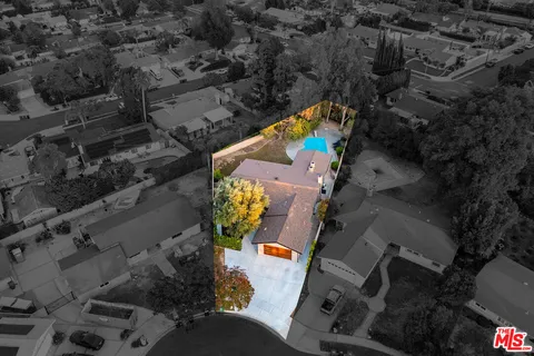 $1,395,000 | 17150 Vintage Street, Northridge, CA 91325