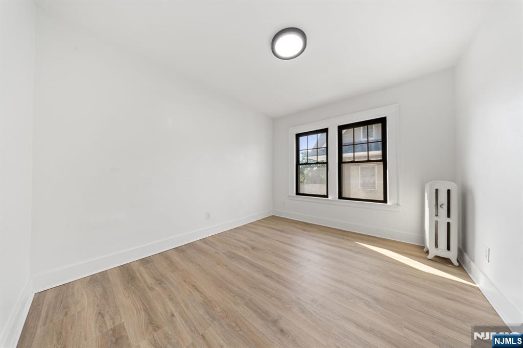 11 West Gouverneur Avenue, Unit 2 Rutherford, NJ 07070 - Photo 12 of 20