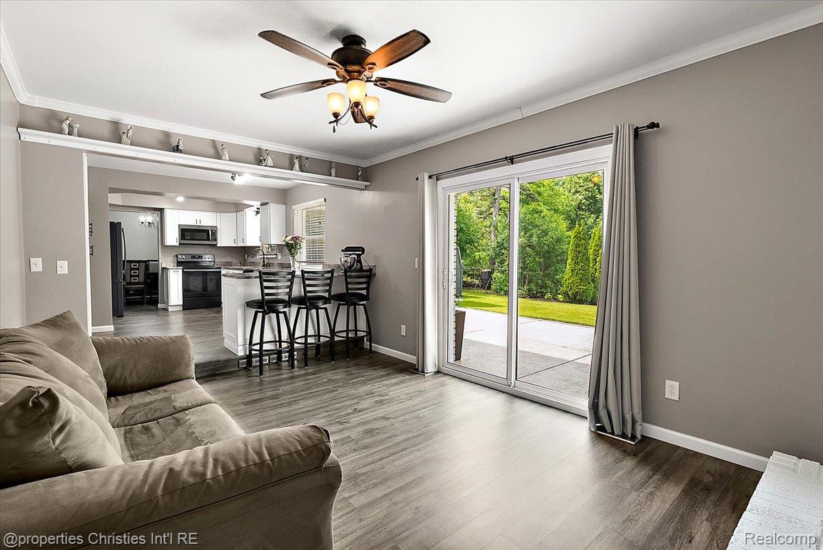43848 Arlington Road Canton, MI 48187 - Photo 22 of 51 45-43848 Arlington-45.jpg