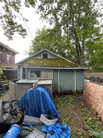 $69,900 | 502 Wolf Street, Syracuse, NY 13208