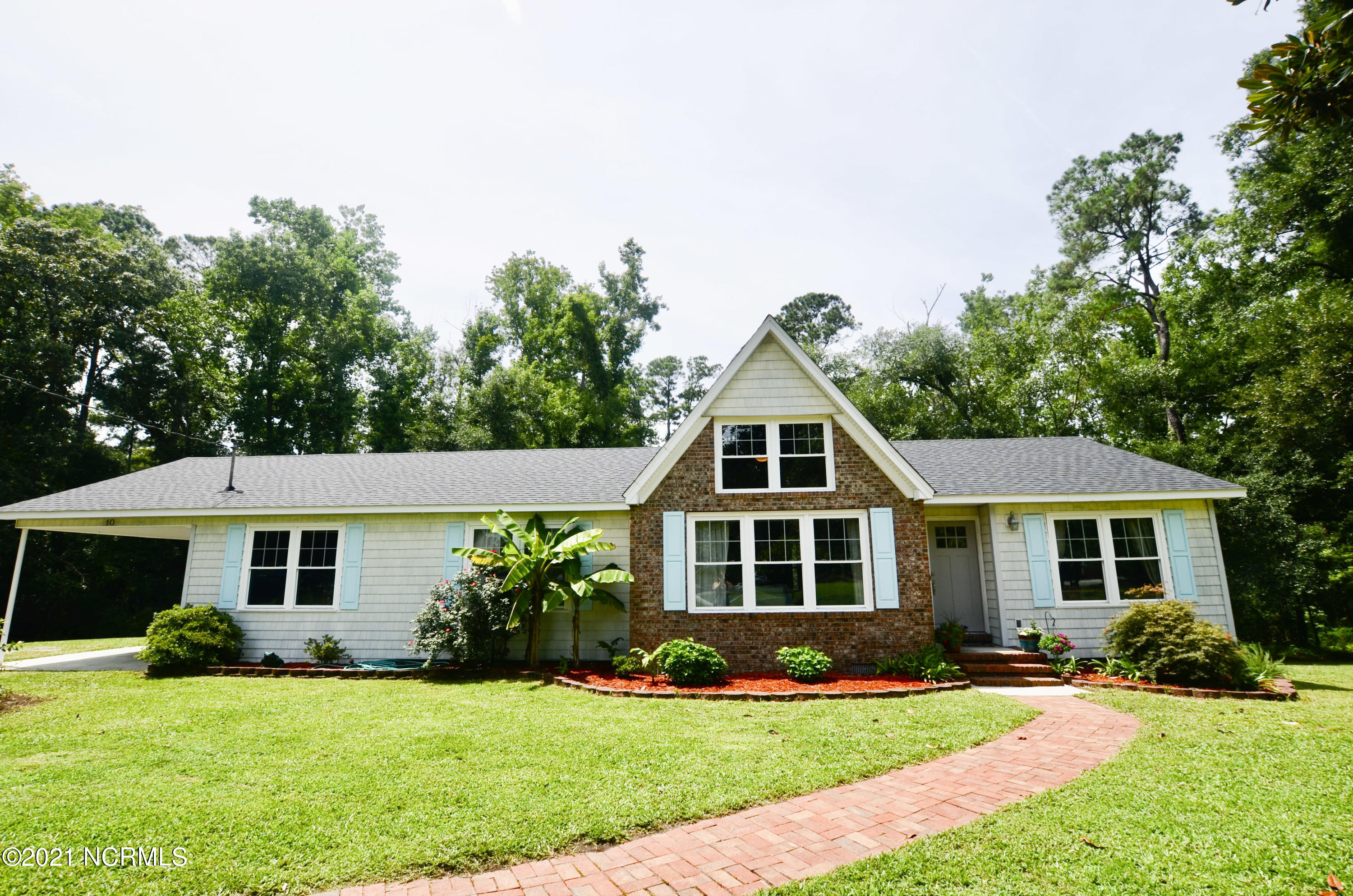 10 Hopkins Road Castle Hayne, NC 28429 - Photo 1 of 22 front of house