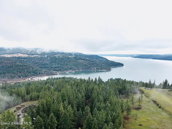 $1,599,000 | 13416 South Runway Lane, Harrison, ID 83833