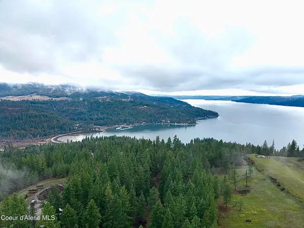 $1,599,000 | 13416 South Runway Lane, Harrison, ID 83833