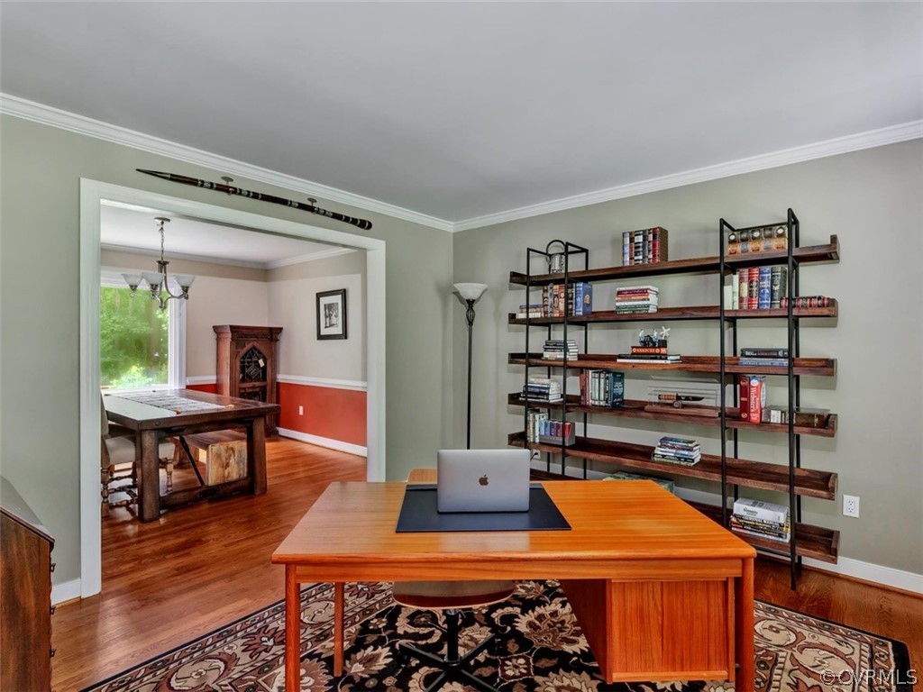 14042 Princess Mary Road Chesterfield, VA 23838 - Photo 3 of 31 a room with furniture and a book shelf