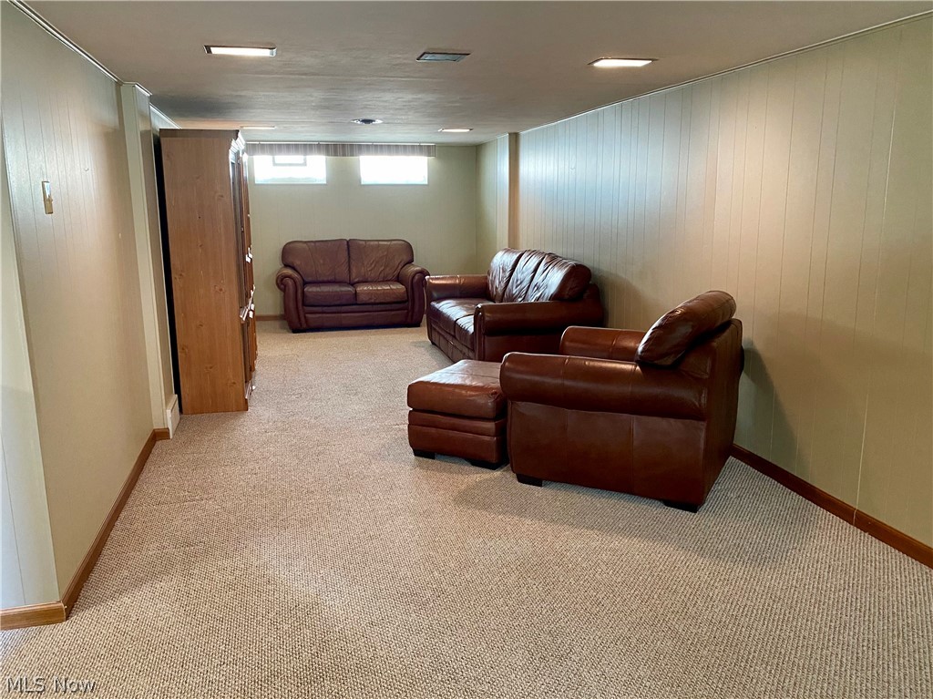 708 Sterling Road Wickliffe, OH 44092 - Photo 25 of 34 Gallery Image 25