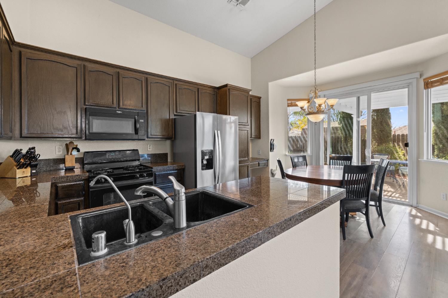 10792 Bellone Way Rancho Cordova, CA 95670 - Photo 7 of 23