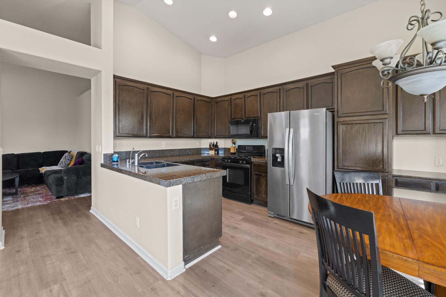 10792 Bellone Way Rancho Cordova, CA 95670 - Photo 8 of 23