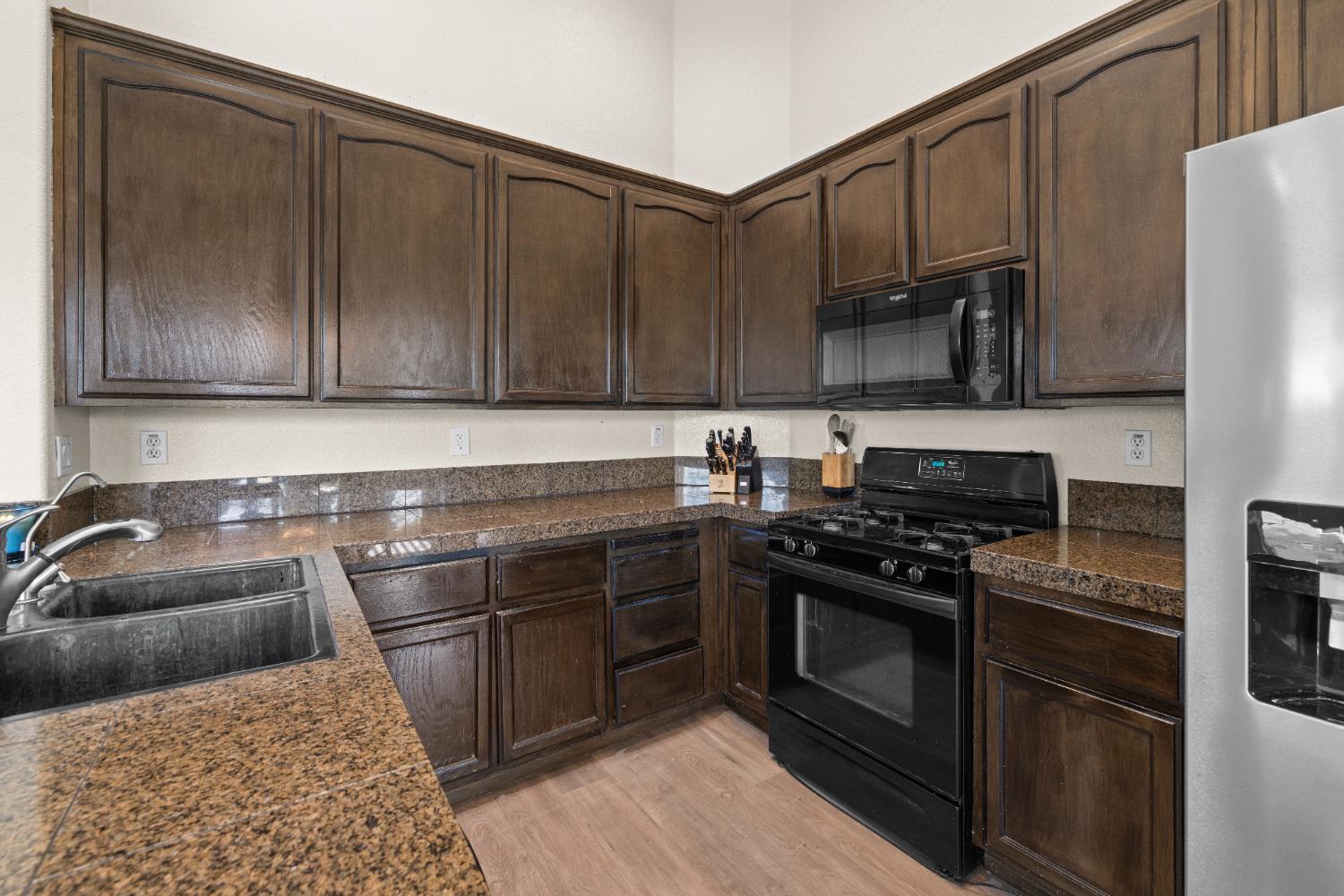 10792 Bellone Way Rancho Cordova, CA 95670 - Photo 10 of 23