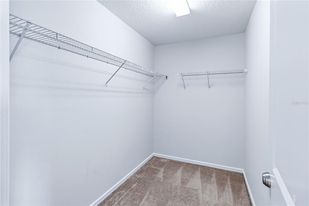 10379 Folly Beach Road Orlando, FL 32827 - Photo 31 of 56 a view of small space