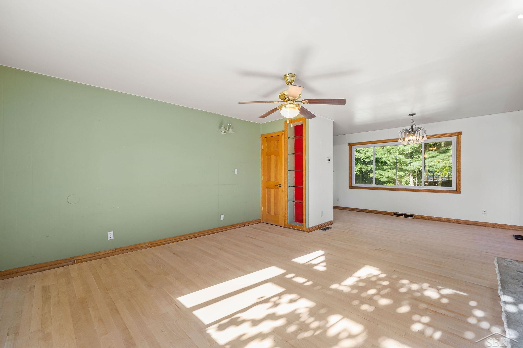 4211 Pruess Road Freeland, MI 48623 - Photo 15 of 58 50119276-14.JPG