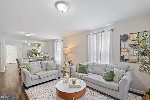 $415,000 | 6401 Halleck Street, District Heights, MD 20747