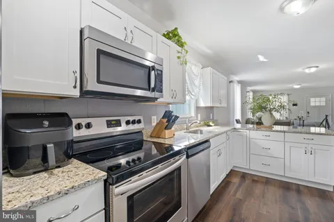 $415,000 | 6401 Halleck Street, District Heights, MD 20747