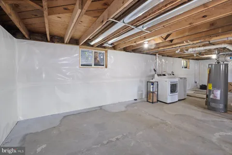 $415,000 | 6401 Halleck Street, District Heights, MD 20747