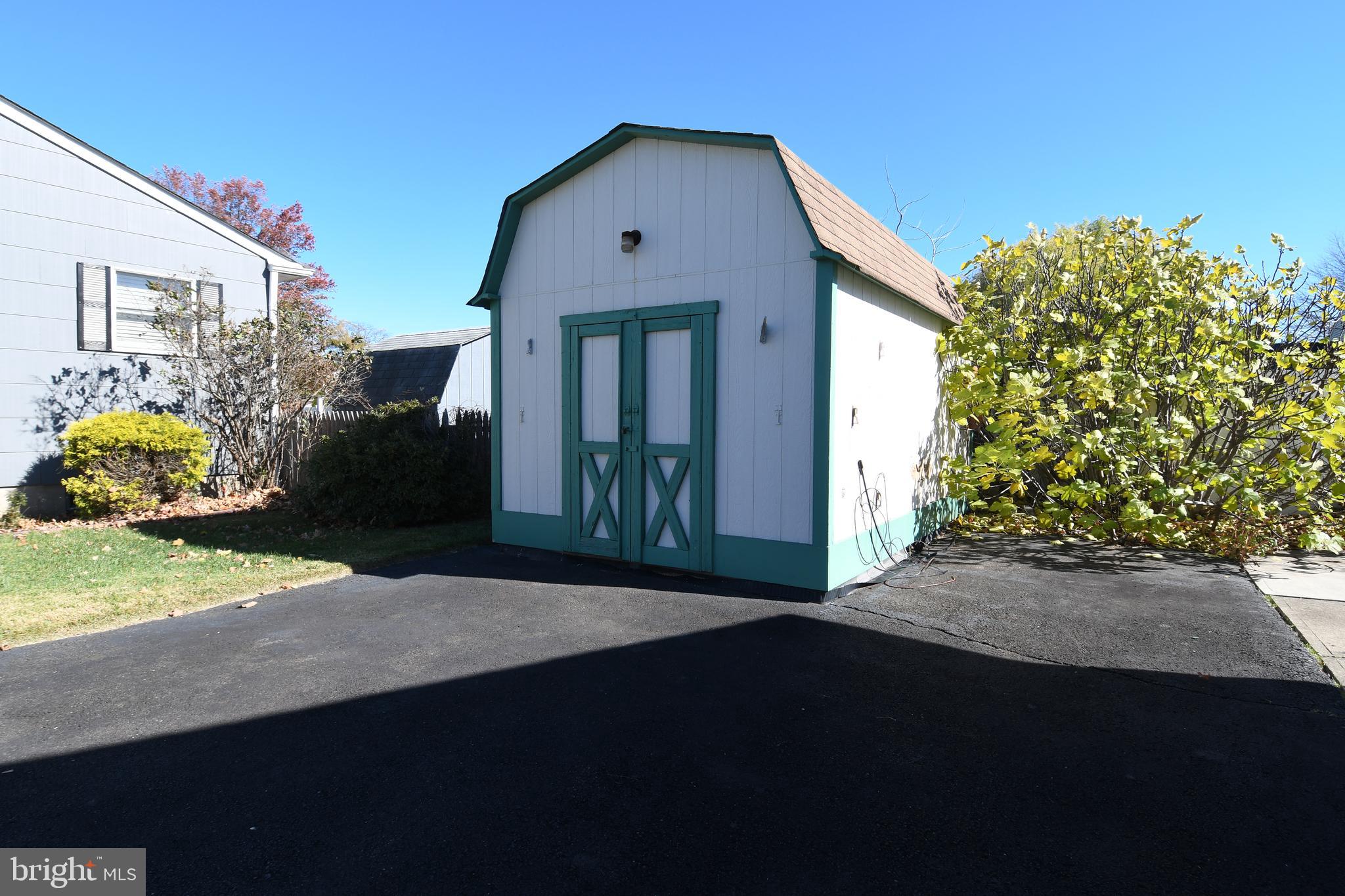 20 Claude Road Hamilton, NJ 08620 - Photo 29 of 34