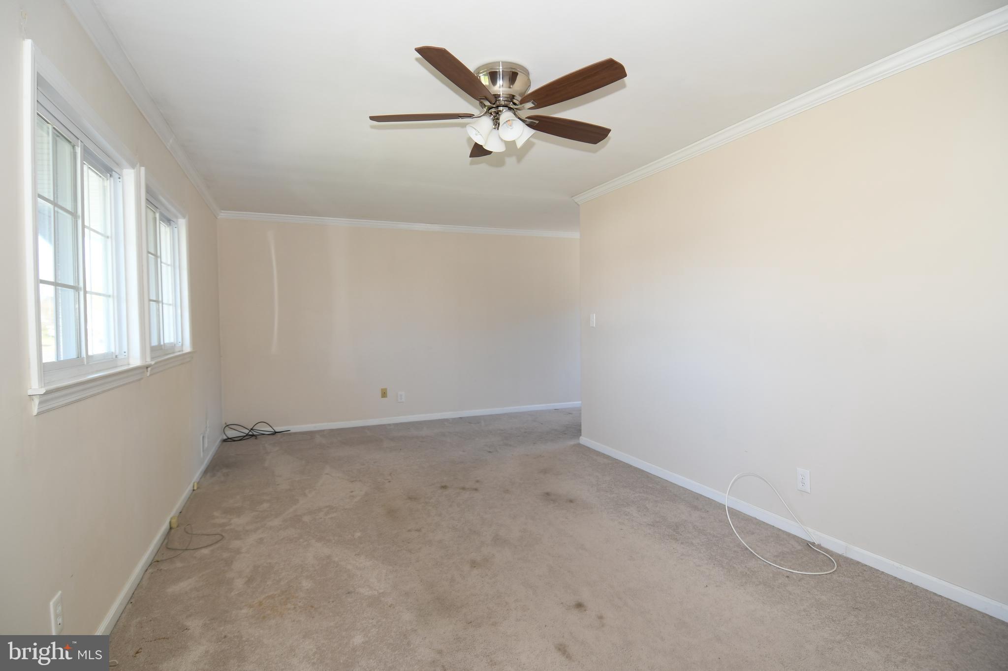 20 Claude Road Hamilton, NJ 08620 - Photo 3 of 34