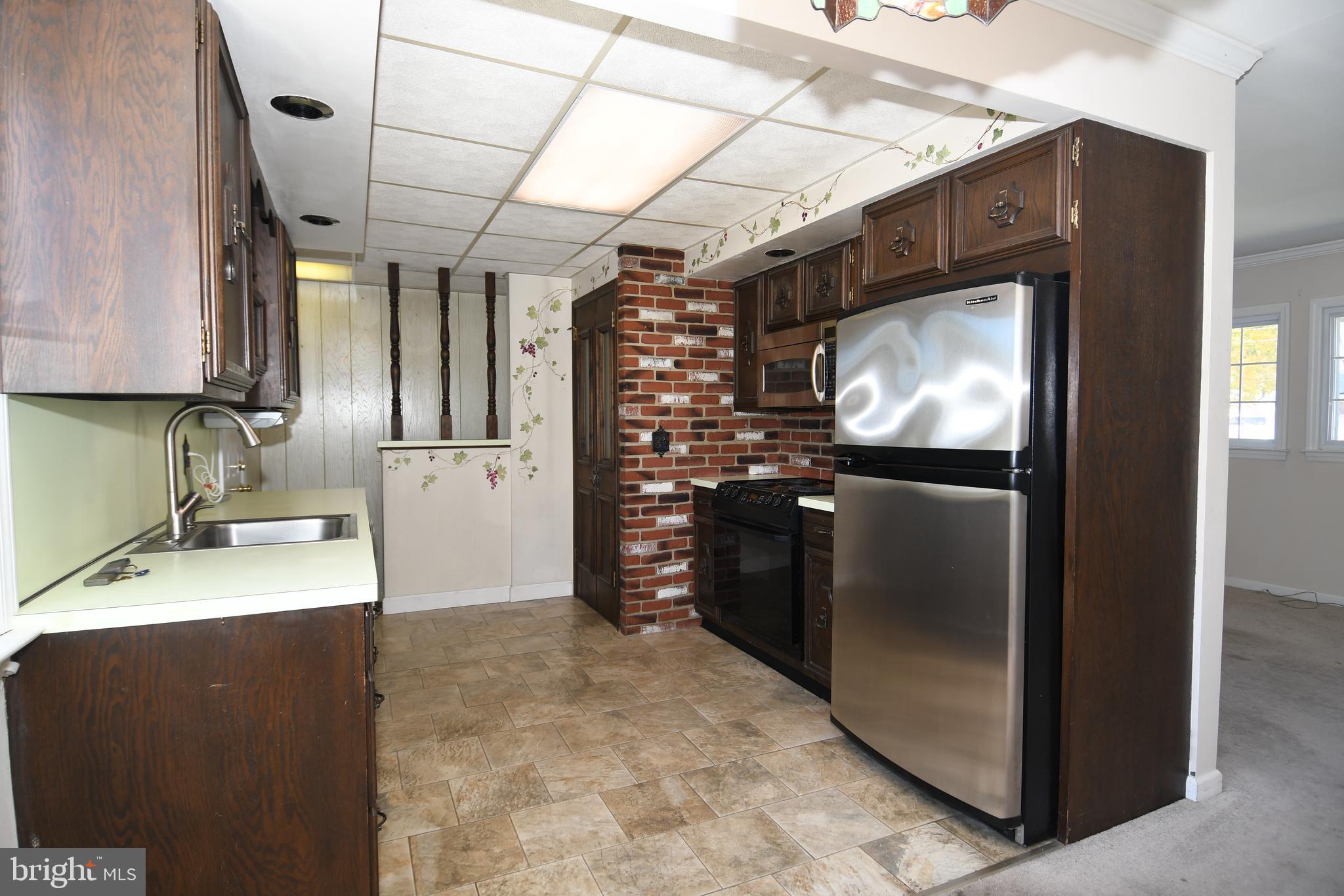 20 Claude Road Hamilton, NJ 08620 - Photo 7 of 34