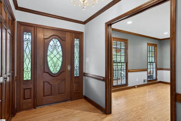 $624,900 | 317 East Killarney Lake, Moore, SC 29369