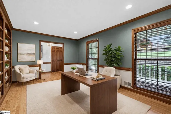 $624,900 | 317 East Killarney Lake, Moore, SC 29369