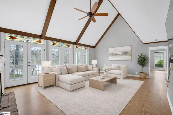 $624,900 | 317 East Killarney Lake, Moore, SC 29369