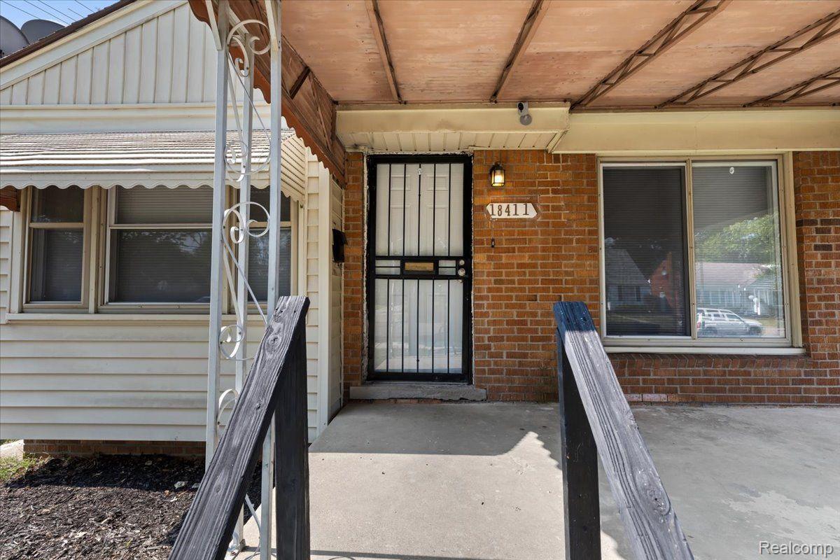 18411 Sunderland Road Detroit, MI 48219 - Photo 2 of 20 Gallery Image 2