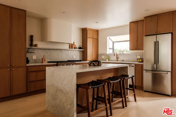 $1,999,000 | 847 17th Street, Unit 6, Santa Monica, CA 90403