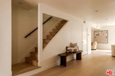 $1,999,000 | 847 17th Street, Unit 6, Santa Monica, CA 90403