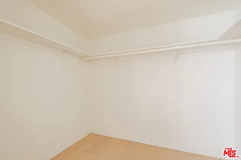 $1,999,000 | 847 17th Street, Unit 6, Santa Monica, CA 90403