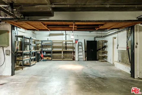 $1,999,000 | 847 17th Street, Unit 6, Santa Monica, CA 90403