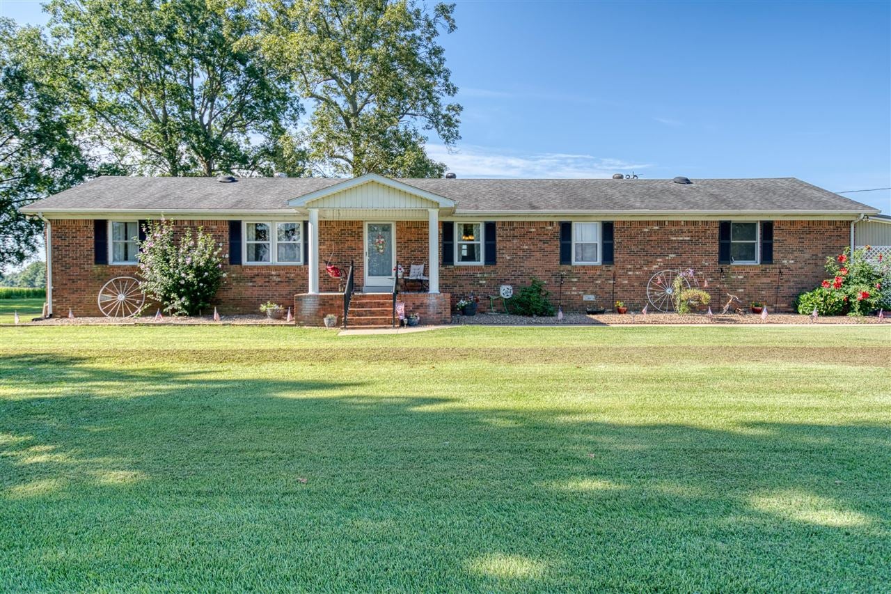1402 Stuart Chapel Road Lewisburg, KY 42256 - Photo 3 of 45 Gallery Image 3