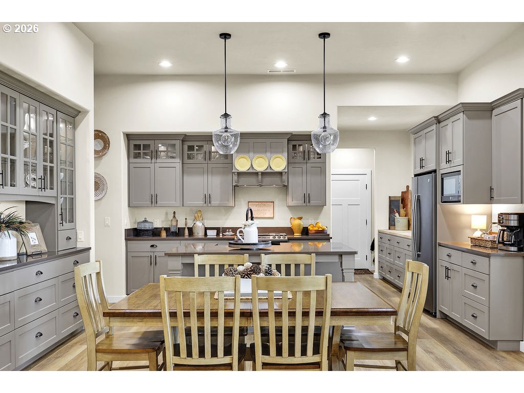 95079 Toftdahl Road Junction City, OR 97448 - Photo 11 of 48