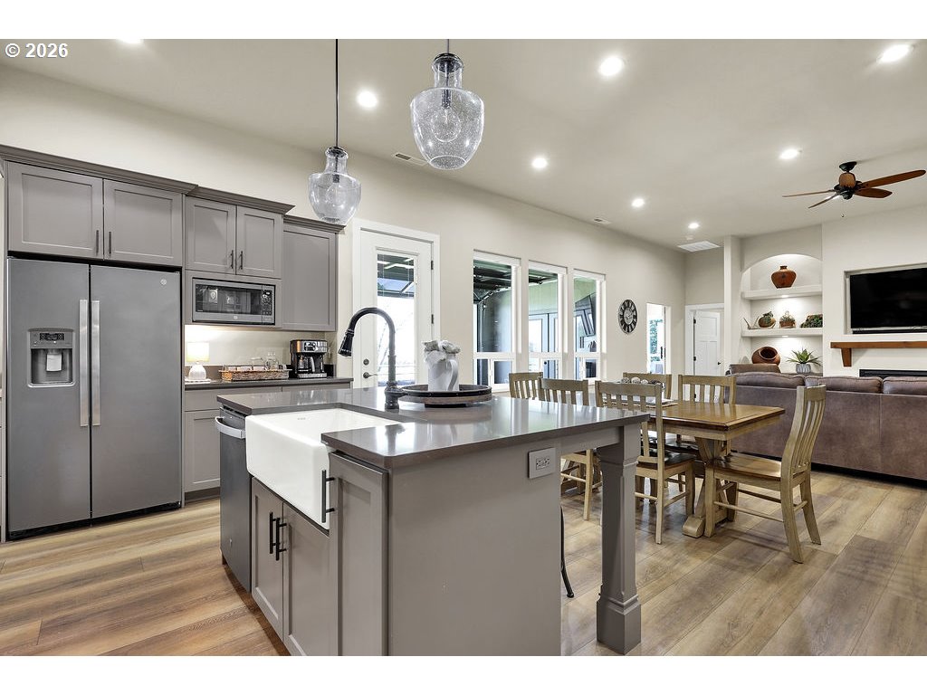 95079 Toftdahl Road Junction City, OR 97448 - Photo 15 of 48