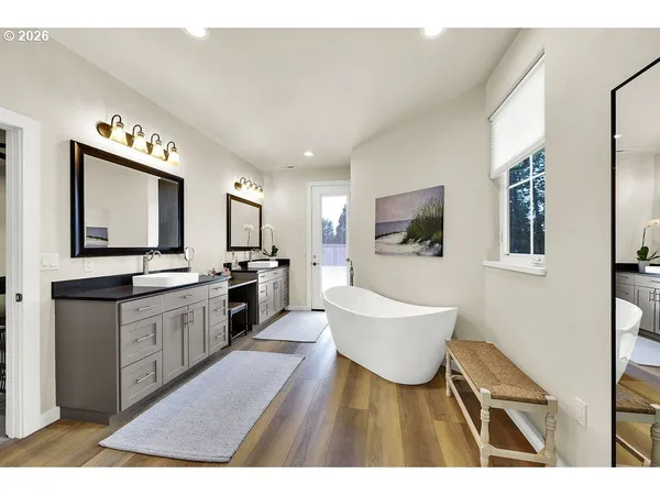 $1,150,000 | 95079 Toftdahl Road, Junction City, OR 97448