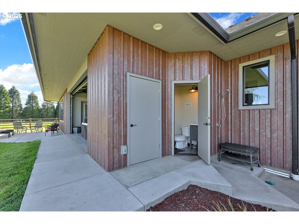 95079 Toftdahl Road Junction City, OR 97448 - Photo 41 of 48