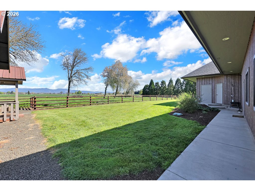 95079 Toftdahl Road Junction City, OR 97448 - Photo 43 of 48