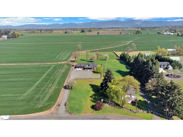 $1,150,000 | 95079 Toftdahl Road, Junction City, OR 97448