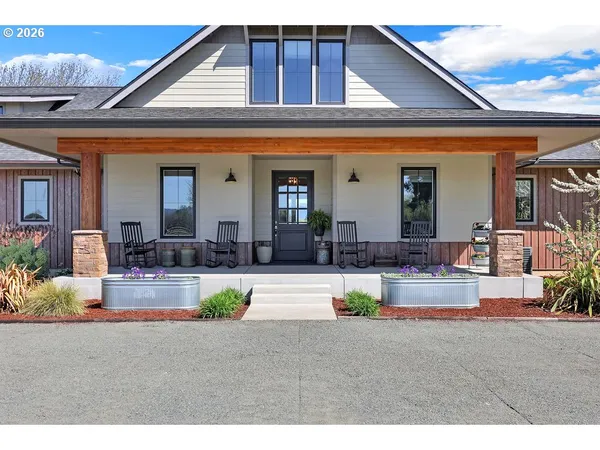 $1,150,000 | 95079 Toftdahl Road, Junction City, OR 97448
