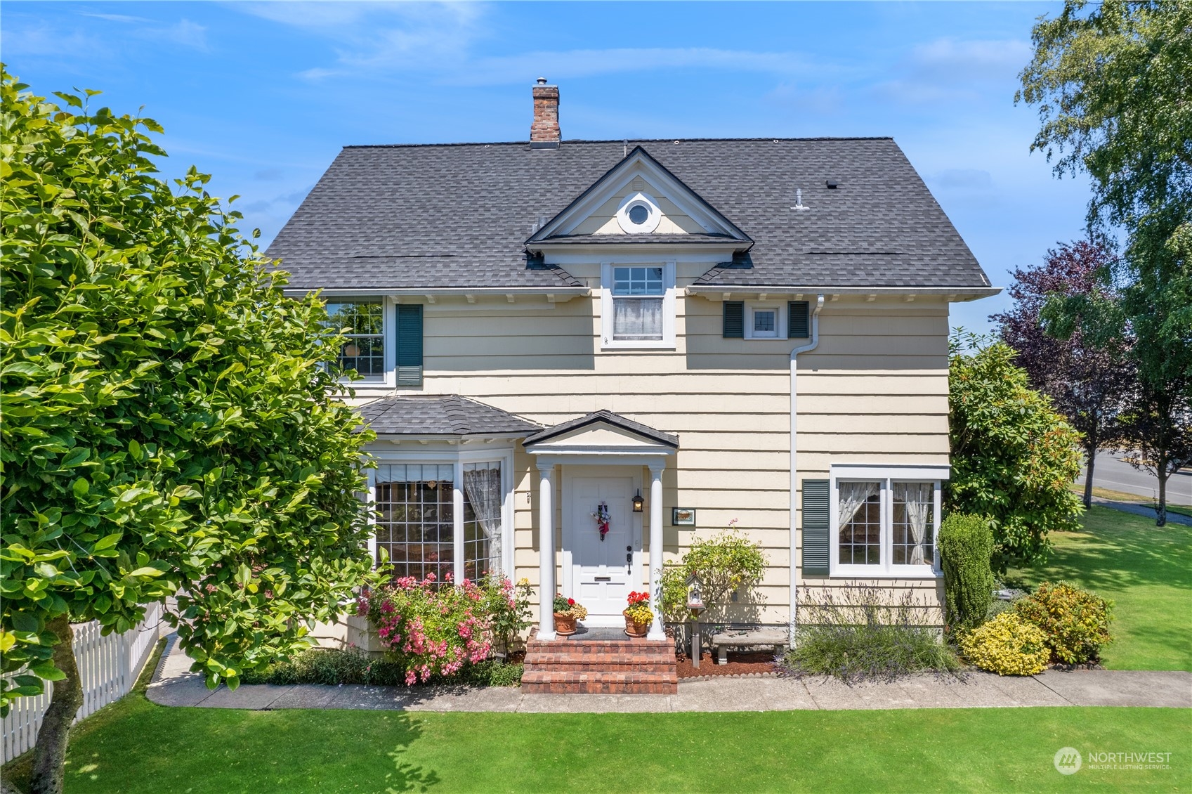 1812 Rucker Avenue Everett, WA 98201 - Photo 4 of 36 front view of a house with a yard