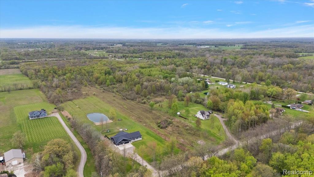 28 28 Mile Road Ray, MI 48096 - Photo 16 of 26