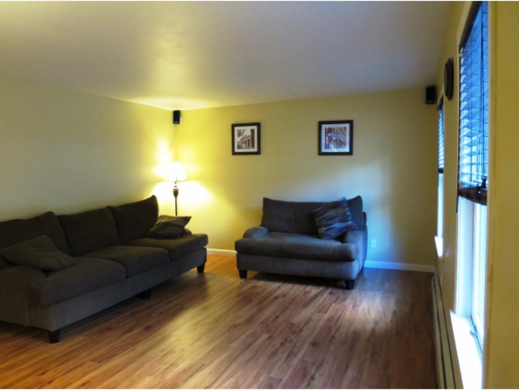 40 Stillwater Circle Rochester, NH 03839 - Photo 6 of 22