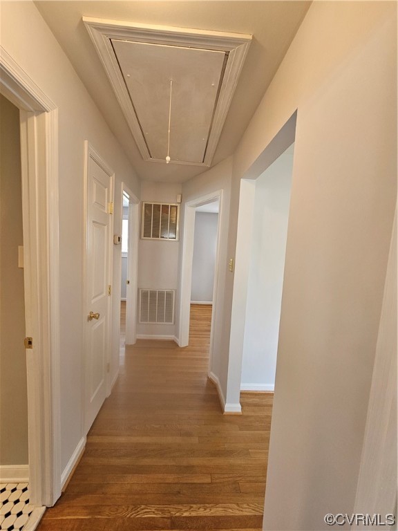3109 Putney Road Henrico, VA 23228 - Photo 15 of 27 a view of a hallway