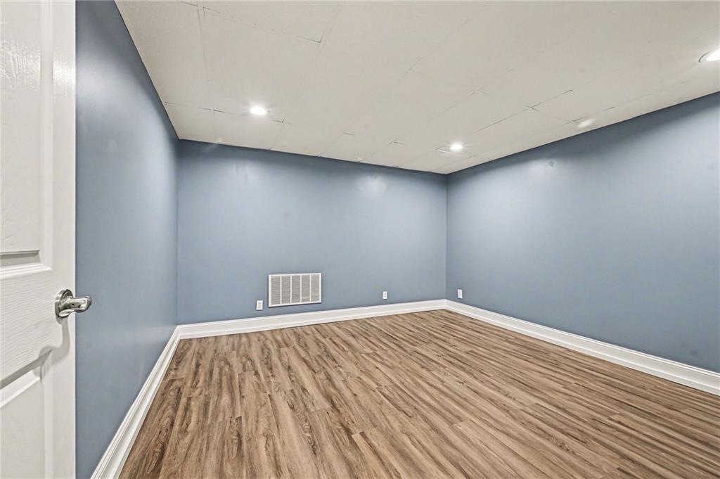 424 Brookside Avenue Liberty, MO 64068 - Photo 21 of 28