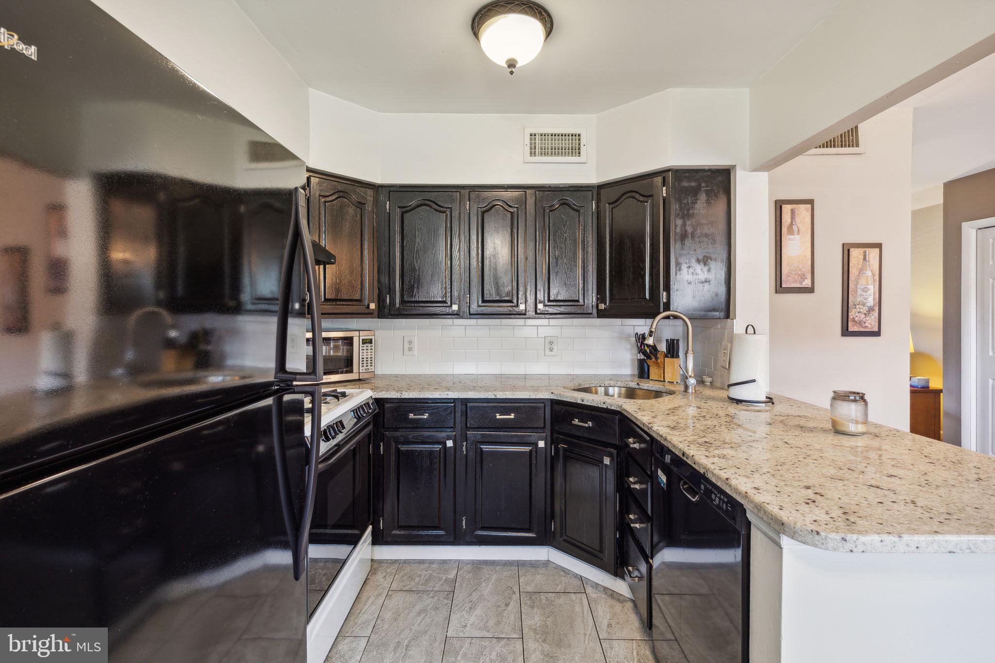 3415 Brookview Road Philadelphia, PA 19154 - Photo 12 of 35 Gallery Image 12