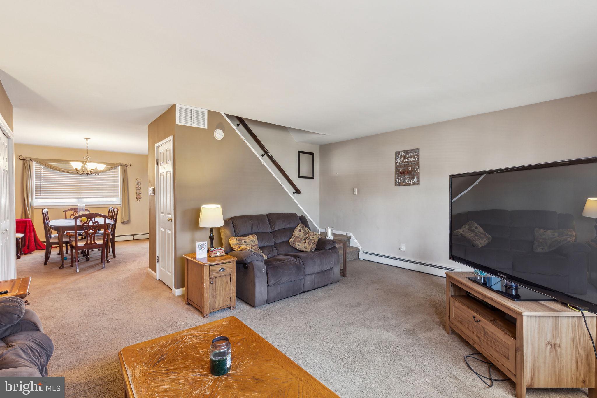 3415 Brookview Road Philadelphia, PA 19154 - Photo 6 of 35 Gallery Image 6
