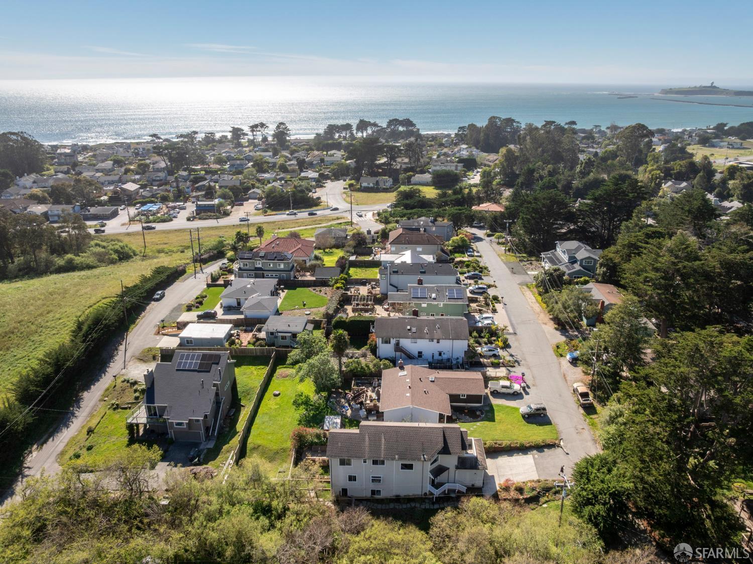 548 Hermosa Avenue Half Moon Bay, CA 94019 - Photo 59 of 62